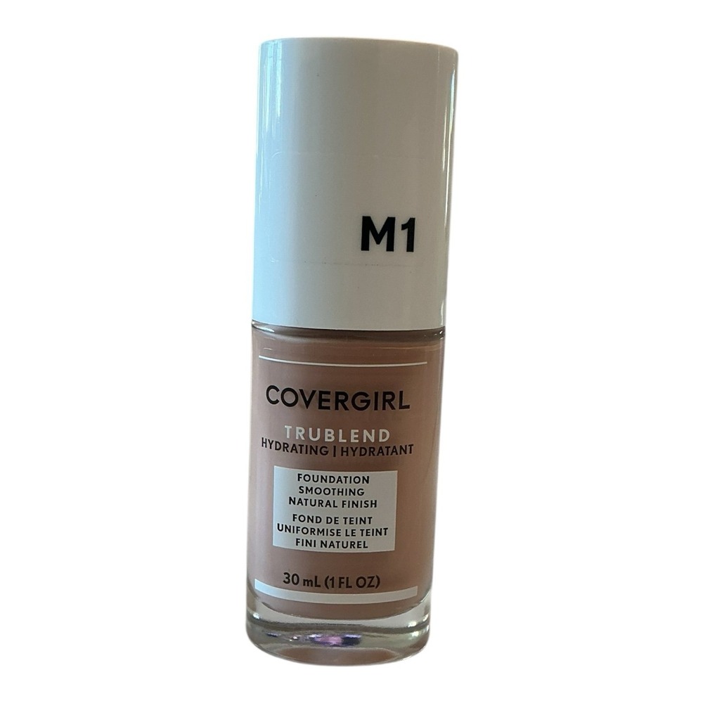 Covergirl - TruBlend Hydrating Foundation (M1) - Natural Beige